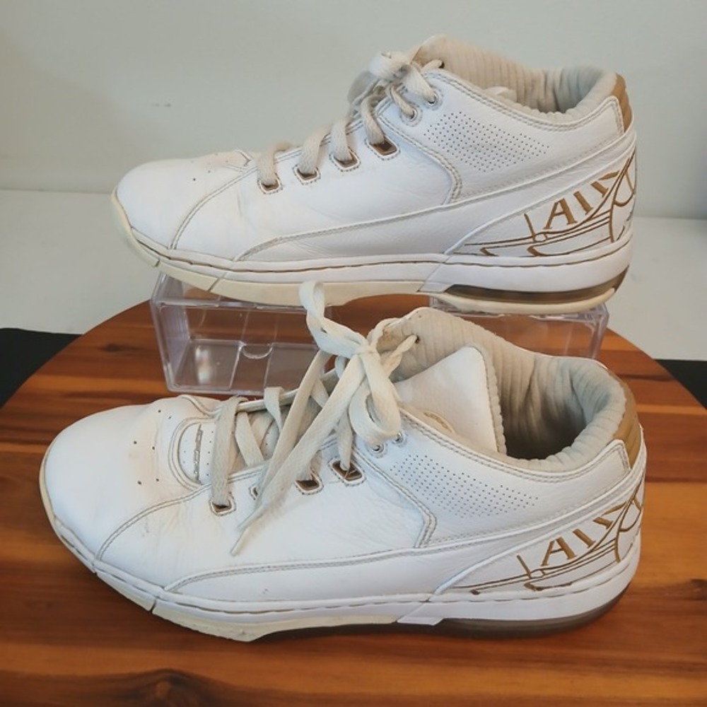Nike Air Jordan 'O School Mens 10  White Metallic Gold Sneakers Shoes 317765-102